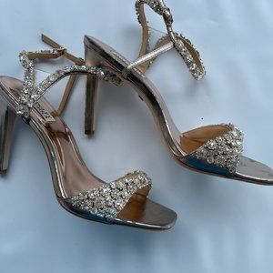 BADGLEY MISCHKA size 9 rhinestone high heels